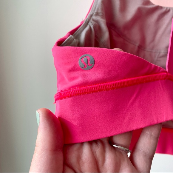 Lululemon Fast & Free Bra (Nulux) Color Razzle - Picture 7 of 8